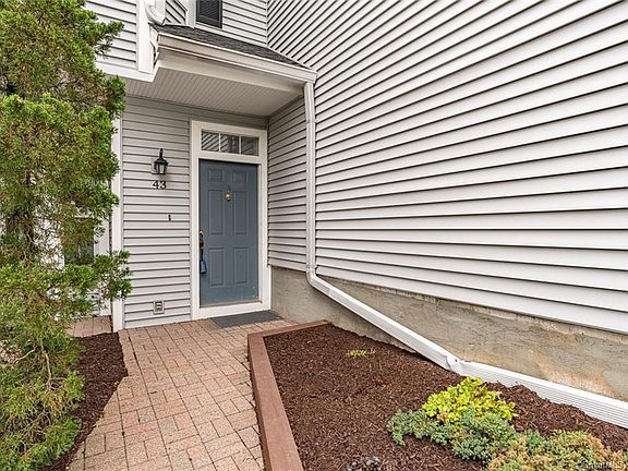 3rd image of 43 Rivendell Dr #43