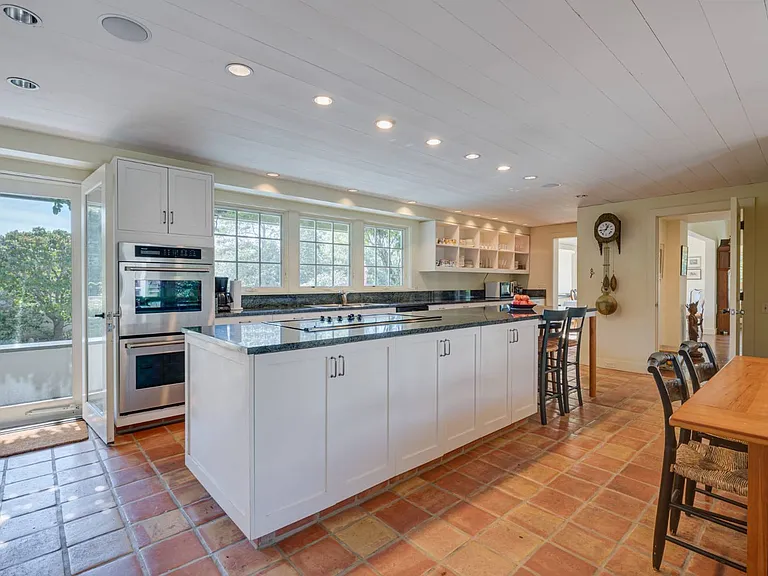 27 Horseshoe Dr — Photo 14