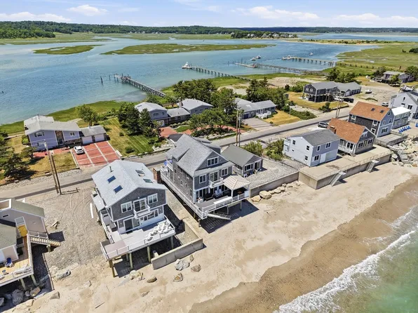250 Central Ave, Marshfield, MA 02050
