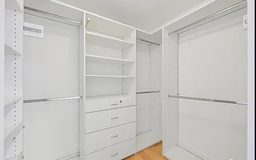 250 King St #1602 Photo 1