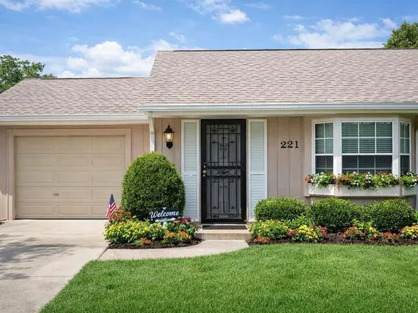 22 Birdie Dr, New Smyrna Beach, FL 32168