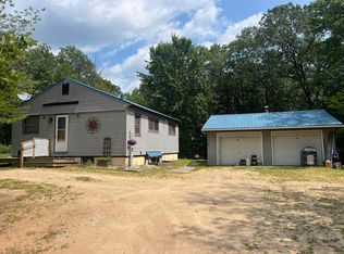 N7084 Cozy Oaks Cir, Shawano, WI 54166