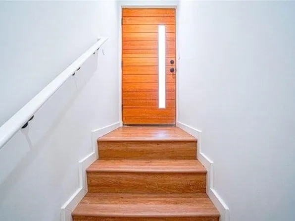 6469 Calhoun Ave, Van Nuys, CA 91401