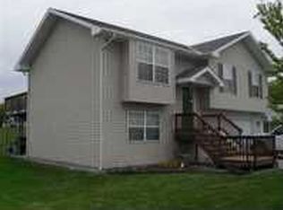 321 Forest Dr, Norfolk, NE 68701