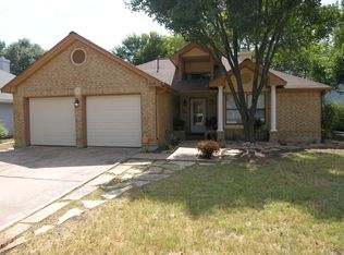 1415 River Oak Dr, Leander, TX 78641