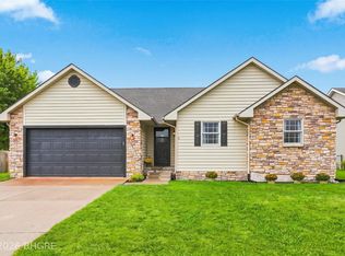 405 Mallard Pointe Dr NW, Bondurant, IA 50035