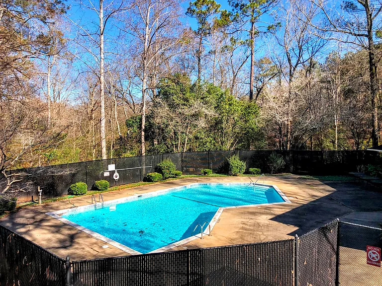 174 Woodstone Dr — Photo 23