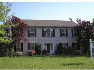 203 Saint Leonards Ln, Cranberry Twp, PA 16066