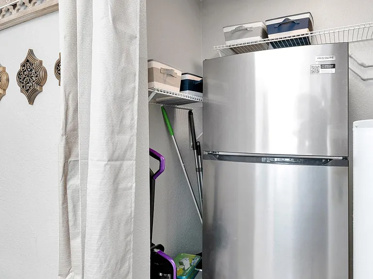 Full size refrigerator