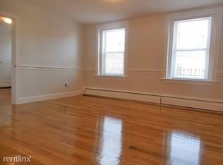 262 Washington St, Salem, MA 01970