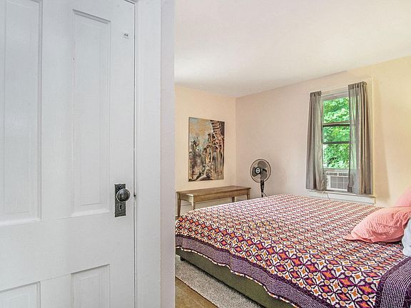 Back bedroom with king-size bed