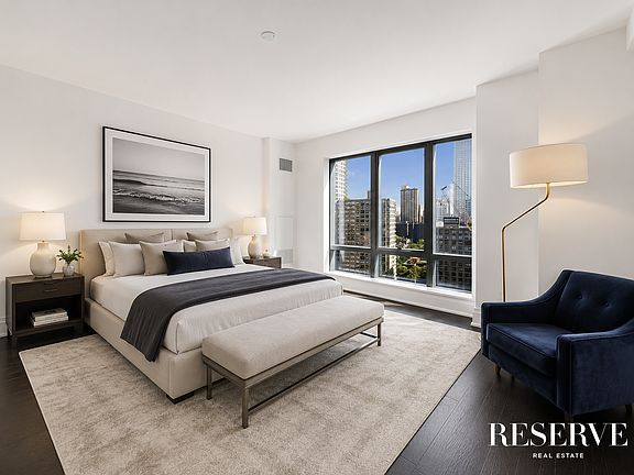 4th image of 50 Riverside Blvd APT 20C