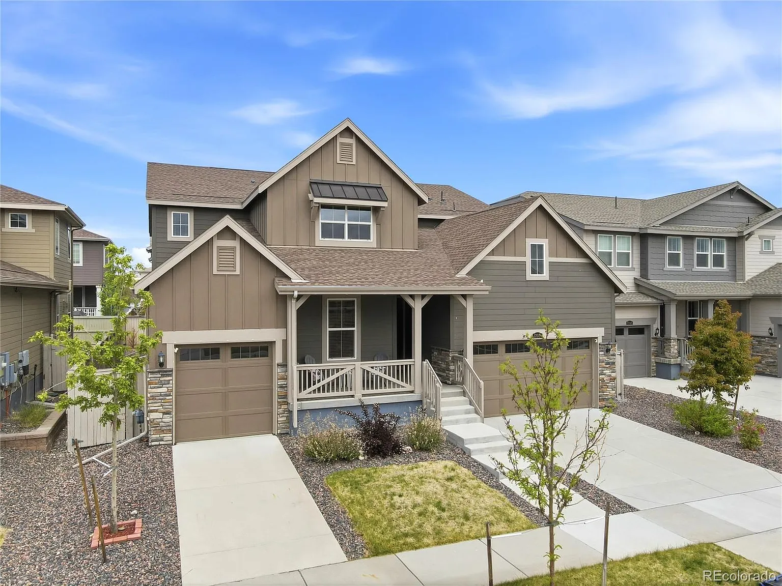 5 bed, 4.5 bath, 4018 sqft, $4,600 — Photo 2