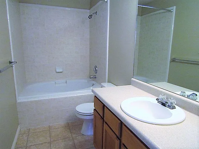 6060 Castle Park Ln — Photo 7