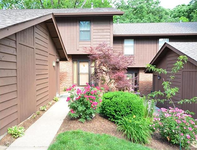 1st image of 692 Trailcrest Ct