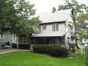 815 Van Buren Ave photo 1