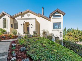311 Quinnhill Rd, Los Altos, CA 94024
