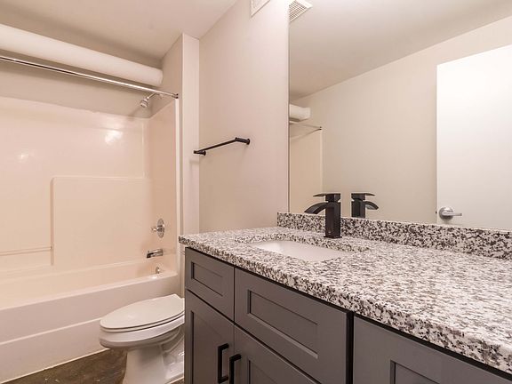 5th image of 550 Riverstone Pkwy APT C108