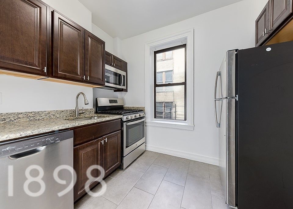 1st image of 32-52 33rd St #E5