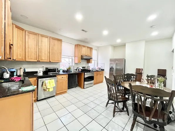 16 Copenger St, Roxbury, MA