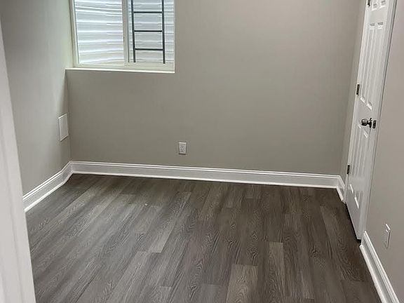 5th image of 1739 Wylie St