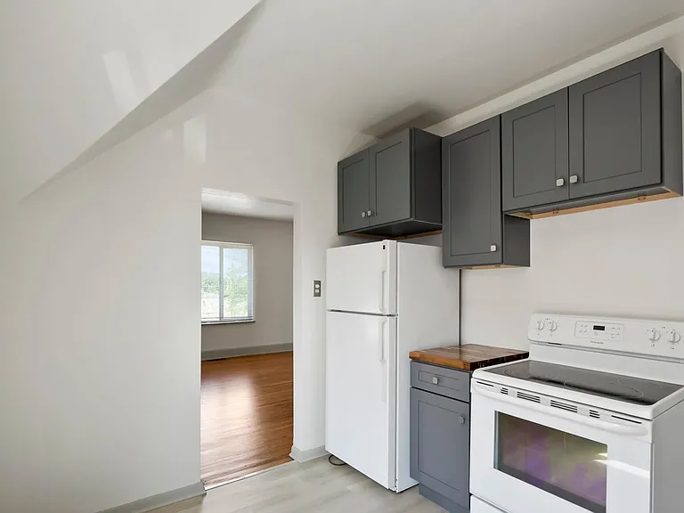 278 S Lincoln St #3 — Photo 3