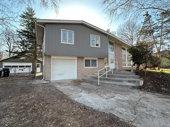 340 SE Croco Rd, Topeka, KS 66607