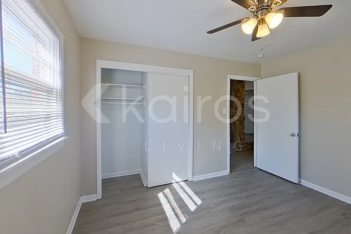 1509 Bell St — Photo 11