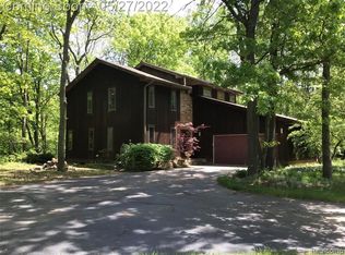 3145 Levalley Rd, Columbiaville, MI 48421