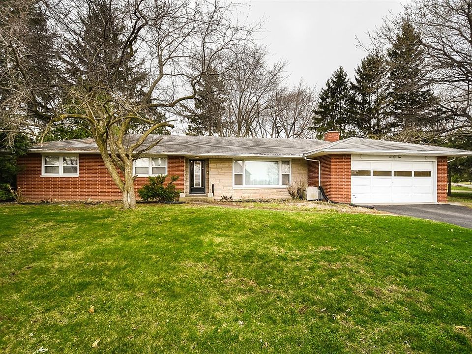1st image of 201 W Fairoaks Dr