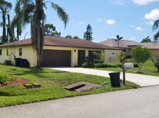 18566 Wisteria Rd, Fort Myers, FL 33967
