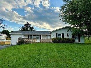 165 Mayapple Trl, Lewisburg, WV 24901