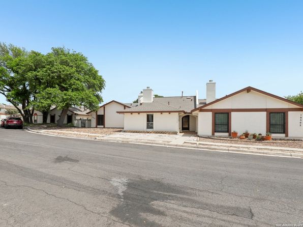10304 GRAND CIR, San Antonio, TX 78239