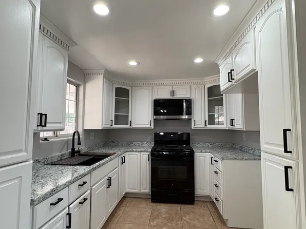 608 C Quiroz St, Calexico, CA 92231