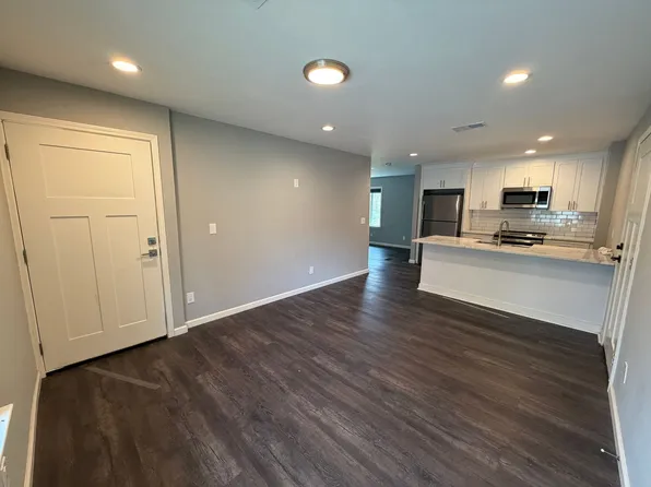 32 Lovers Ln NE, Armuchee, GA 30105