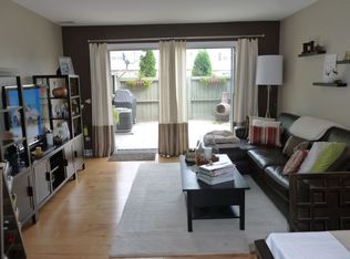 846 Palmer Rd, Grandview, OH 43212