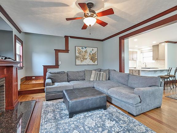 5th image of 3778 Isabella Ave