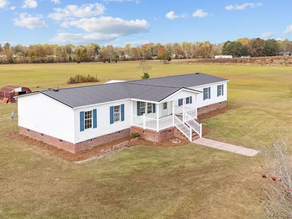 2252 Albert Langston Road, Deep Run, NC 28525