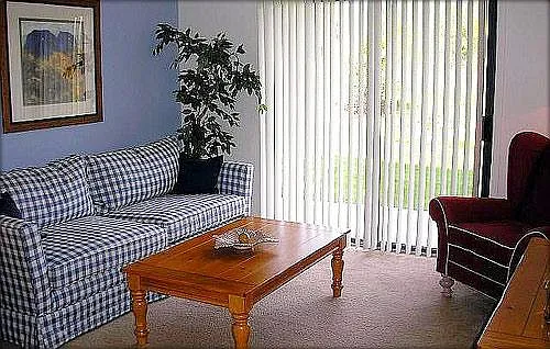 4975 Lake Towne Dr — Photo 5
