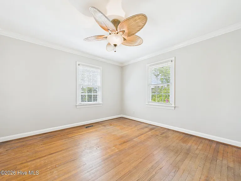 2912 Oberlin Rd — Photo 43