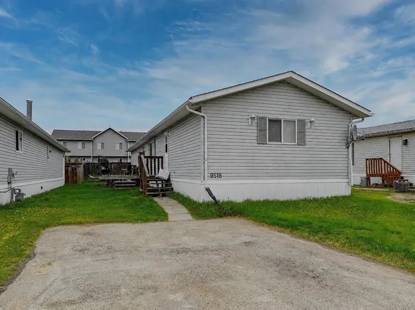 9518 S 111th Ave, Clairmont, AB T0H 0W3