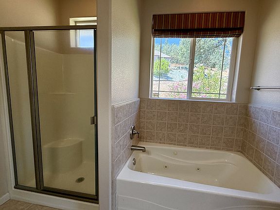 3rd image of 1580 Kilham Ct