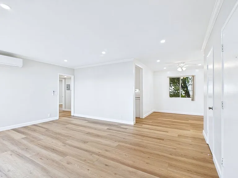 308 Raymondale Dr #7 — Photo 6