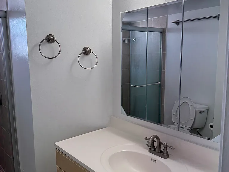 1750 NE 191st St #408 — Photo 18