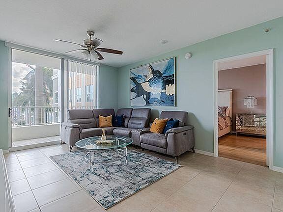 4th image of 625 Casa Loma Blvd Unit 308