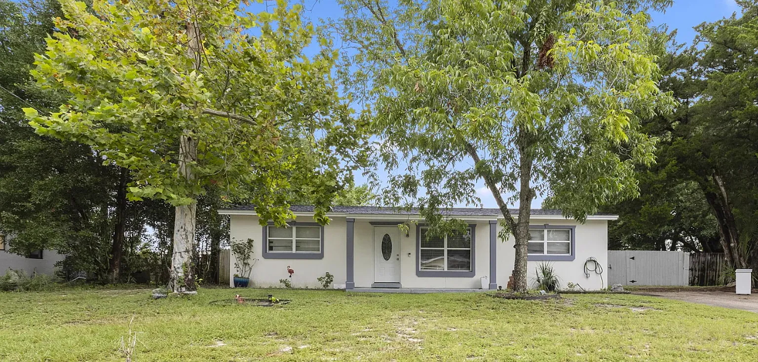 4 bed, 1584 sqft, $3,000 — Photo 1