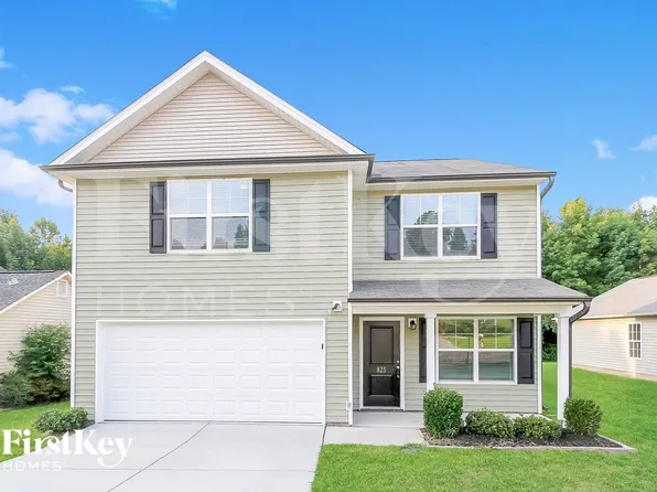 825 Winterside Ln, Winston Salem, NC 27107