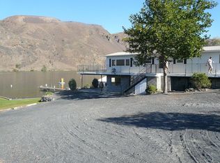 32034 Lakeview Rd NE, Coulee City, WA 99115