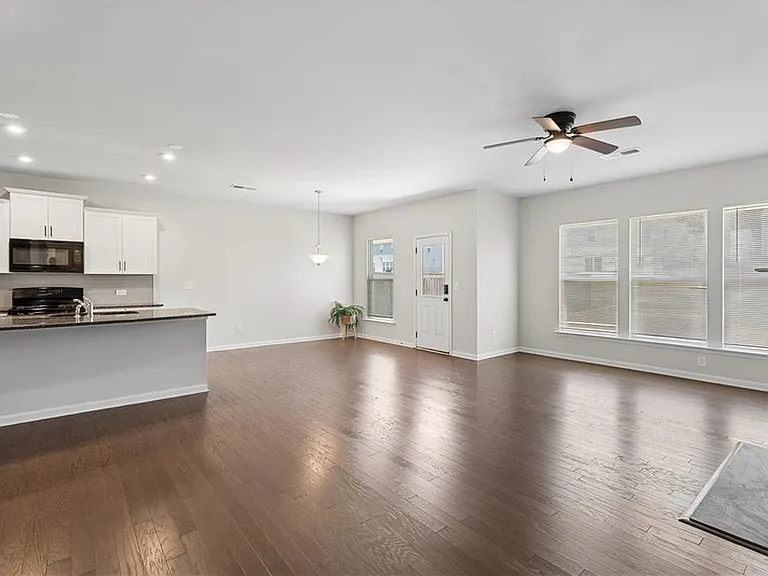 5740 Wheeler Ridge Rd — Photo 10