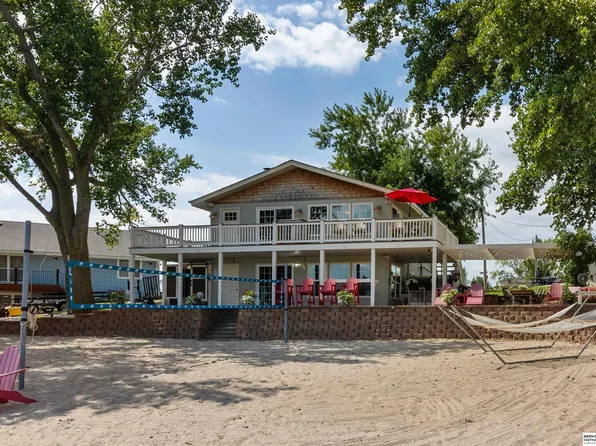 221 Sunrise Ln, Cedar Creek, NE 68016